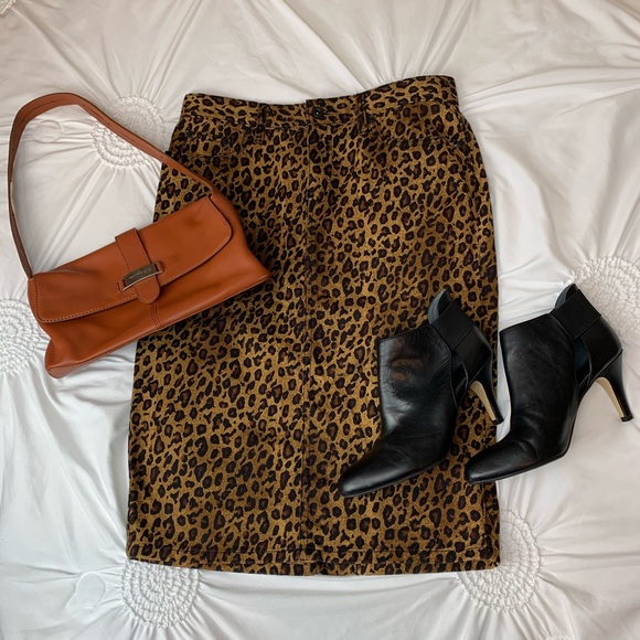 Lauren Ralph Lauren Dresses & Skirts - Ralph Lauren denim leopard midi skirt size 4